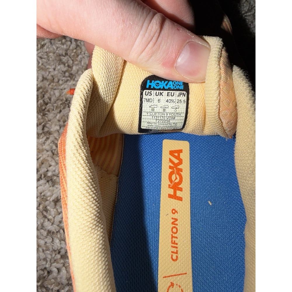 Hoka One One Clifton 9 Running Shoes Youth 7 / Women's 8.5 M Orange Blue NICE - Picture 8 of 8